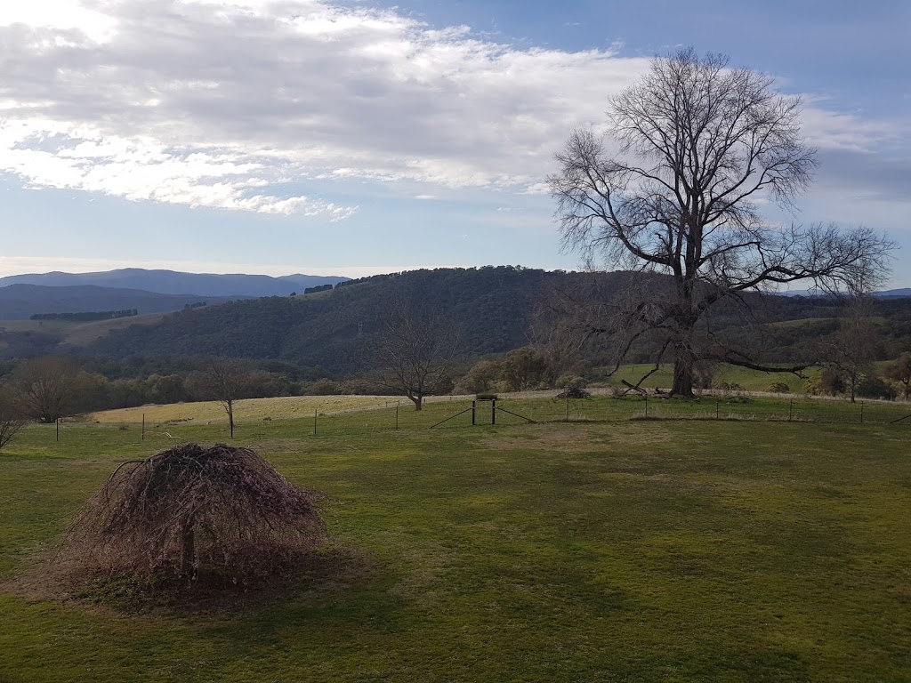 Brindabella Farm Stay | 4388 Batlow Rd, Batlow NSW 2730, Australia | Phone: 0438 604 416