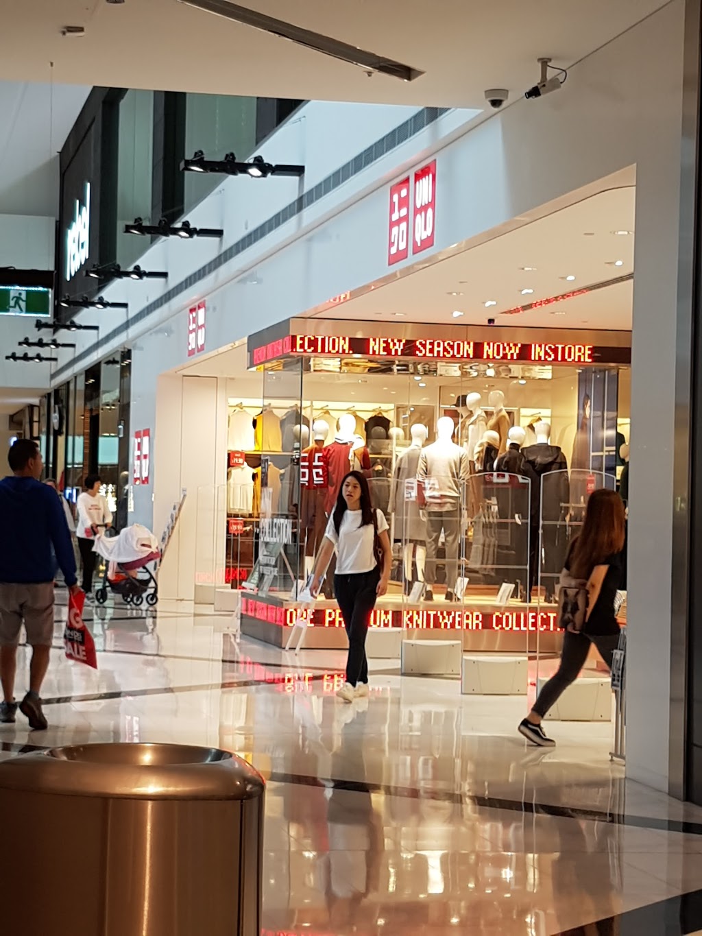 UNIQLO | clothing store | 1-544/1 Anderson St, Chatswood NSW 2067, Australia | 0294102499 OR +61 2 9410 2499