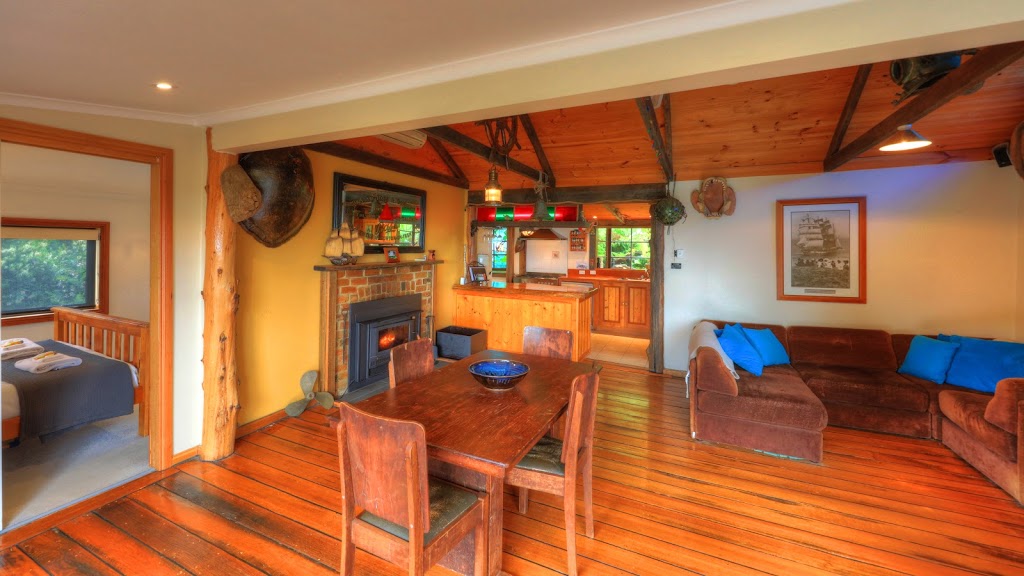 Holiday Home Shipwrecked | 998 Adventure Bay Rd, Adventure Bay TAS 7150, Australia | Phone: 0481 263 962