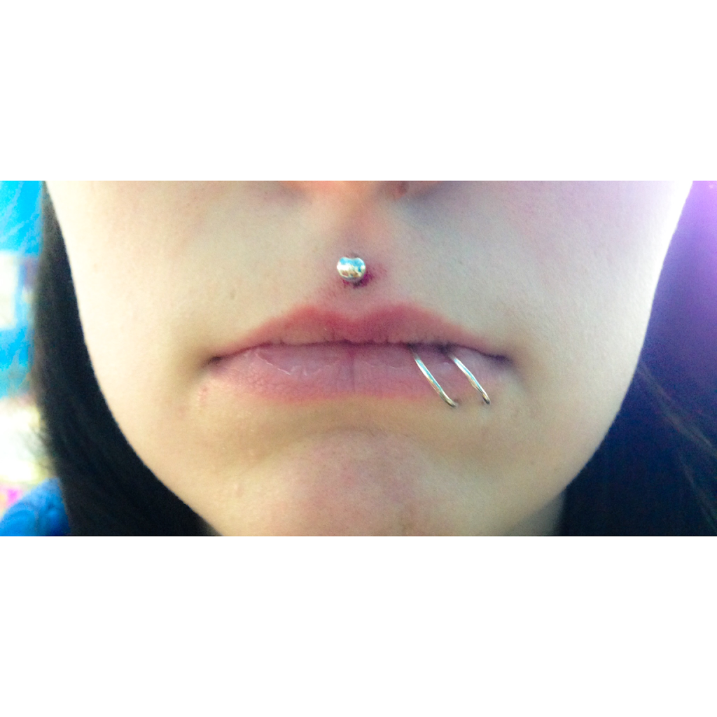 Auspicious Body Piercing | store | 19 Wolgan St, Portland NSW 2847, Australia | 0263555050 OR +61 2 6355 5050