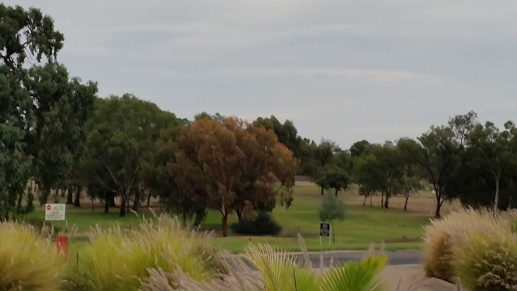 Wentworth Sporting Complex Golf Club |  | Beverley St, Wentworth NSW 2648, Australia | 0350272325 OR +61 3 5027 2325