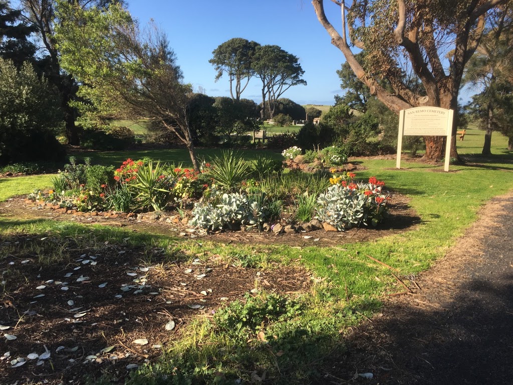 San Remo Cemetery | cemetery | Shetland Heights Rd, San Remo VIC 3925, Australia | 1300226278 OR +61 1300 226 278