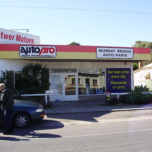 Autopro | electronics store | 12 Hill St, Murray Bridge SA 5253, Australia | 0885323618 OR +61 8 8532 3618