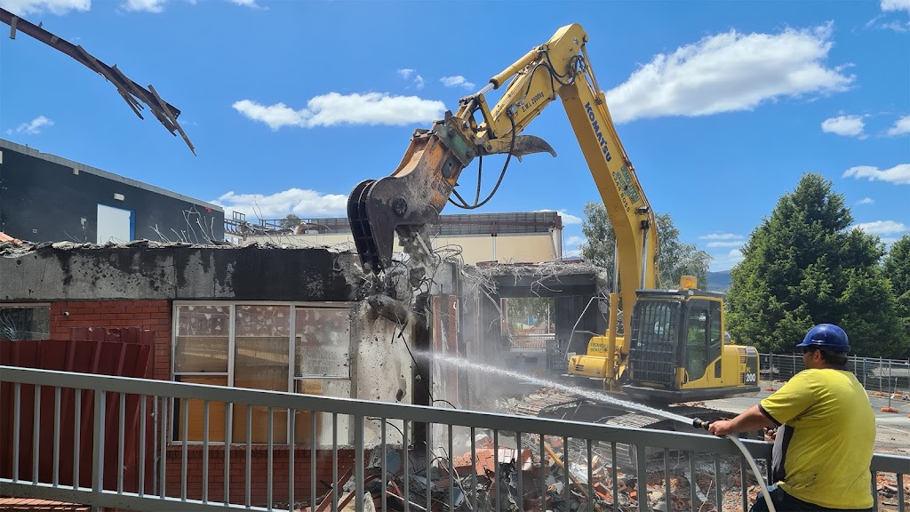 Demolition Solutions Tasmania | 25 Jannah Ct, Mornington TAS 7018, Australia | Phone: (03) 6244 8055