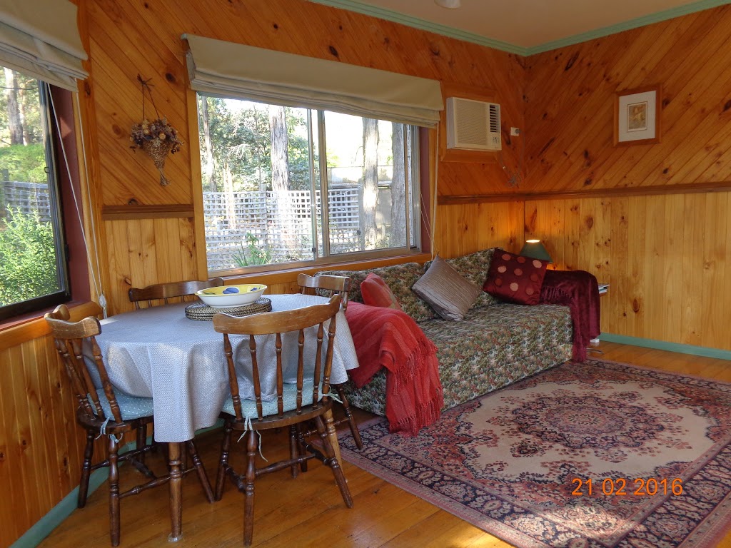Ponderosa Bed & Breakfast | lodging | 38 Guthries Hill Rd, Boolarra VIC 3870, Australia | 0351696592 OR +61 3 5169 6592