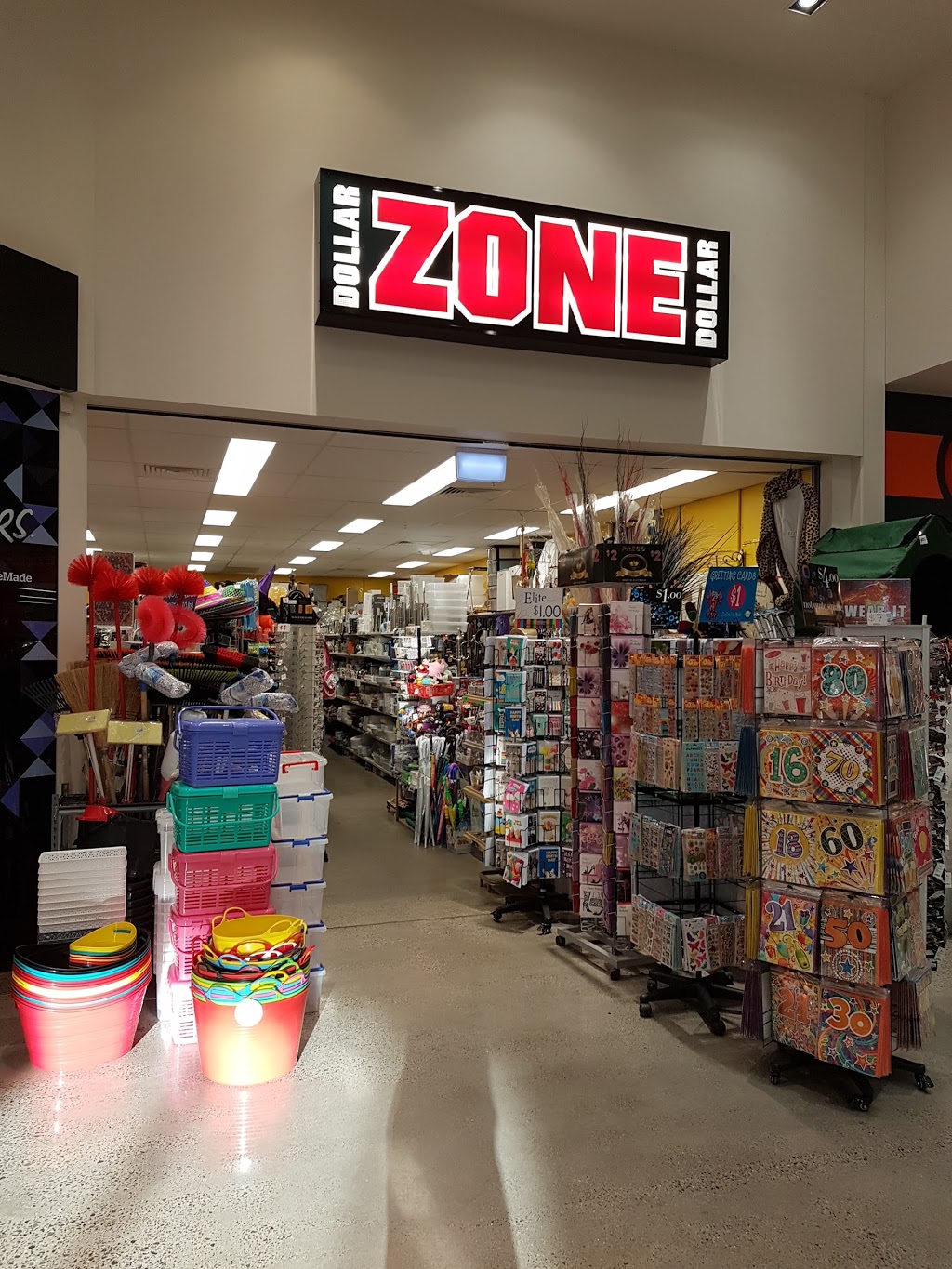 Dollar Zone | store | 15/95 Hazel Glen Dr, Doreen VIC 3754, Australia | 0397176068 OR +61 3 9717 6068