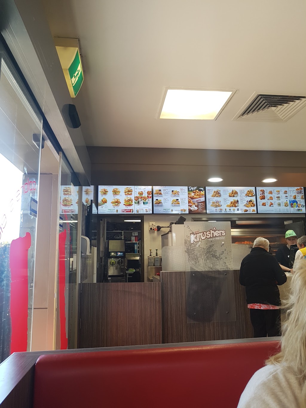 KFC Kingaroy | restaurant | 40 Alford St, Kingaroy QLD 4610, Australia | 0741625116 OR +61 7 4162 5116