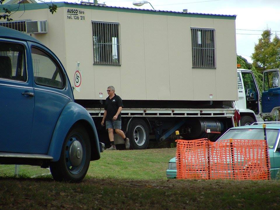 Capalaba Tilt Trays and Towing Service | 273 Finucane Rd, Alexandra Hills QLD 4161, Australia | Phone: 0418 731 101