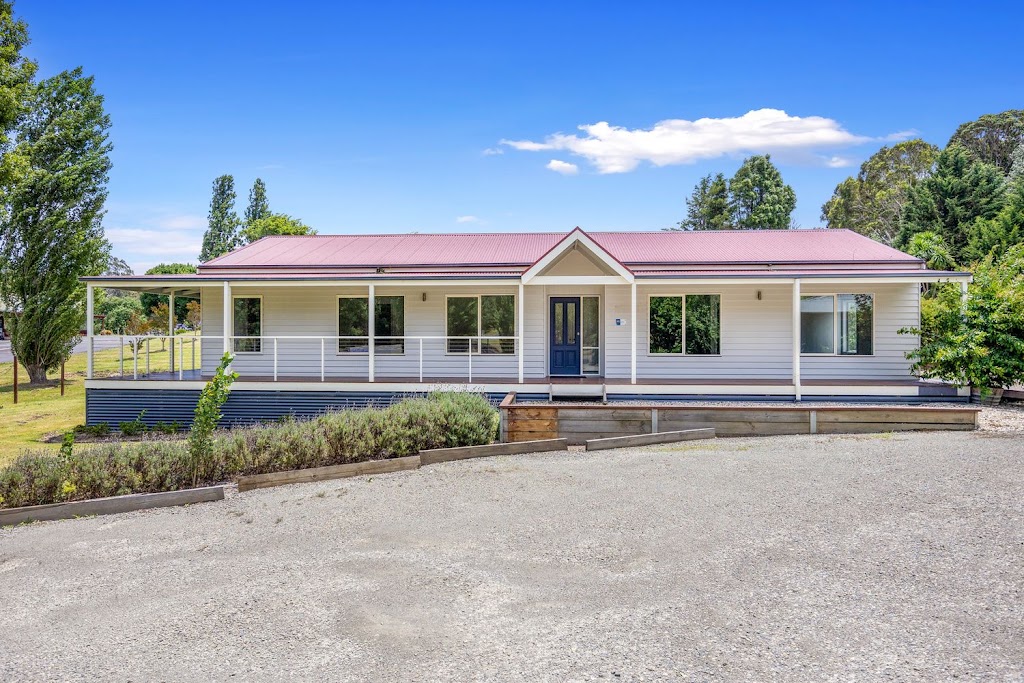 Accommodation in Buxton | 7 Buxton-Marysville Rd, Buxton VIC 3711, Australia | Phone: 0411 206 848