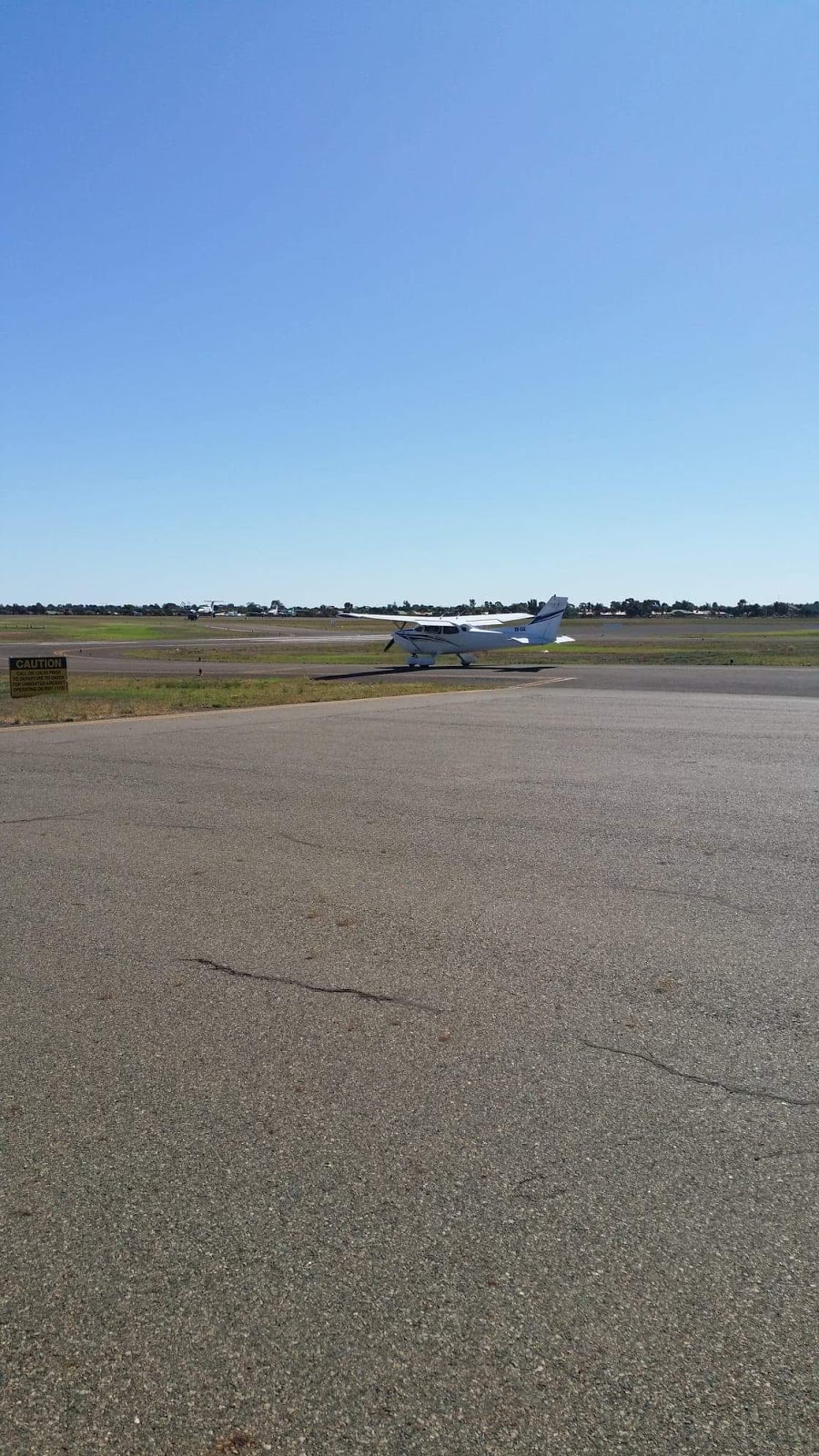 Goldfields Air Services Flight School | university | Hangar 116, Kalgoorlie Boulder Airport, Last turnoff left at the bottom of Burt st, P.O.Box 435 Kalgoorlie, Boulder WA 6430, Australia | 0890932611 OR +61 8 9093 2611