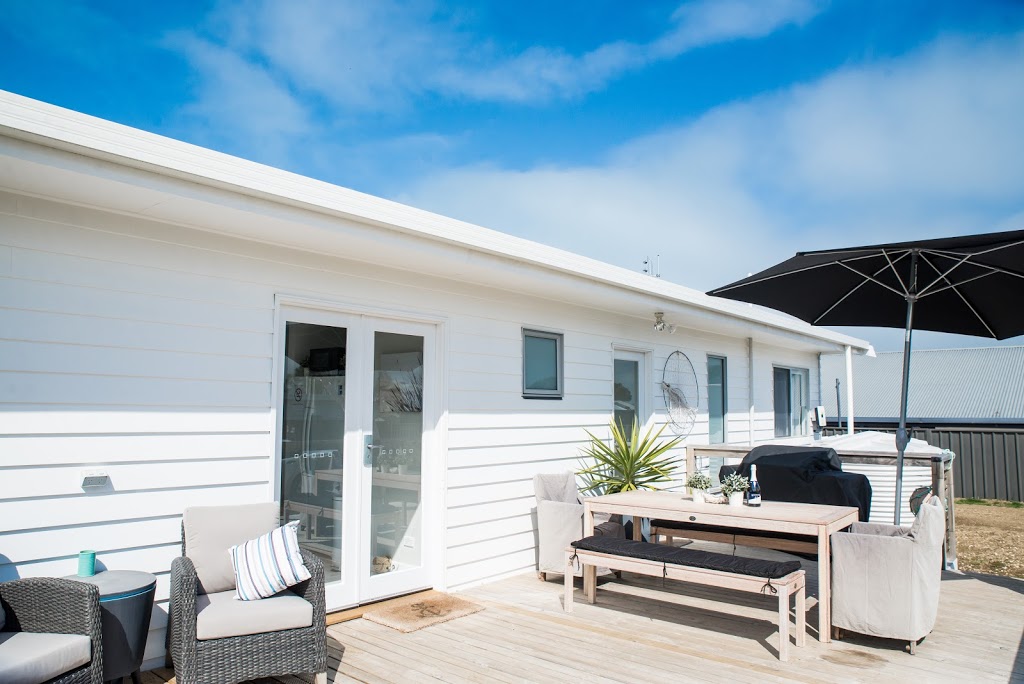 Beachport drift AWAY Accommodation - SAND drift House | lodging | 12A Parklands Terrace, Beachport SA 5280, Australia | 0458184357 OR +61 458 184 357