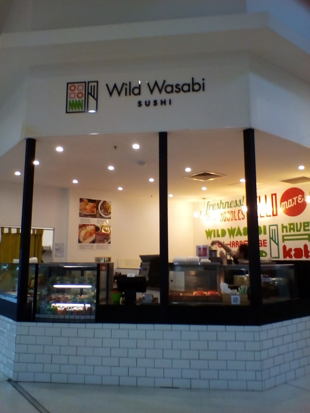 WILD WASABI SUSHI | restaurant | 21/2 Ibis Blvd, Eli Waters QLD 4655, Australia | 0741831518 OR +61 7 4183 1518