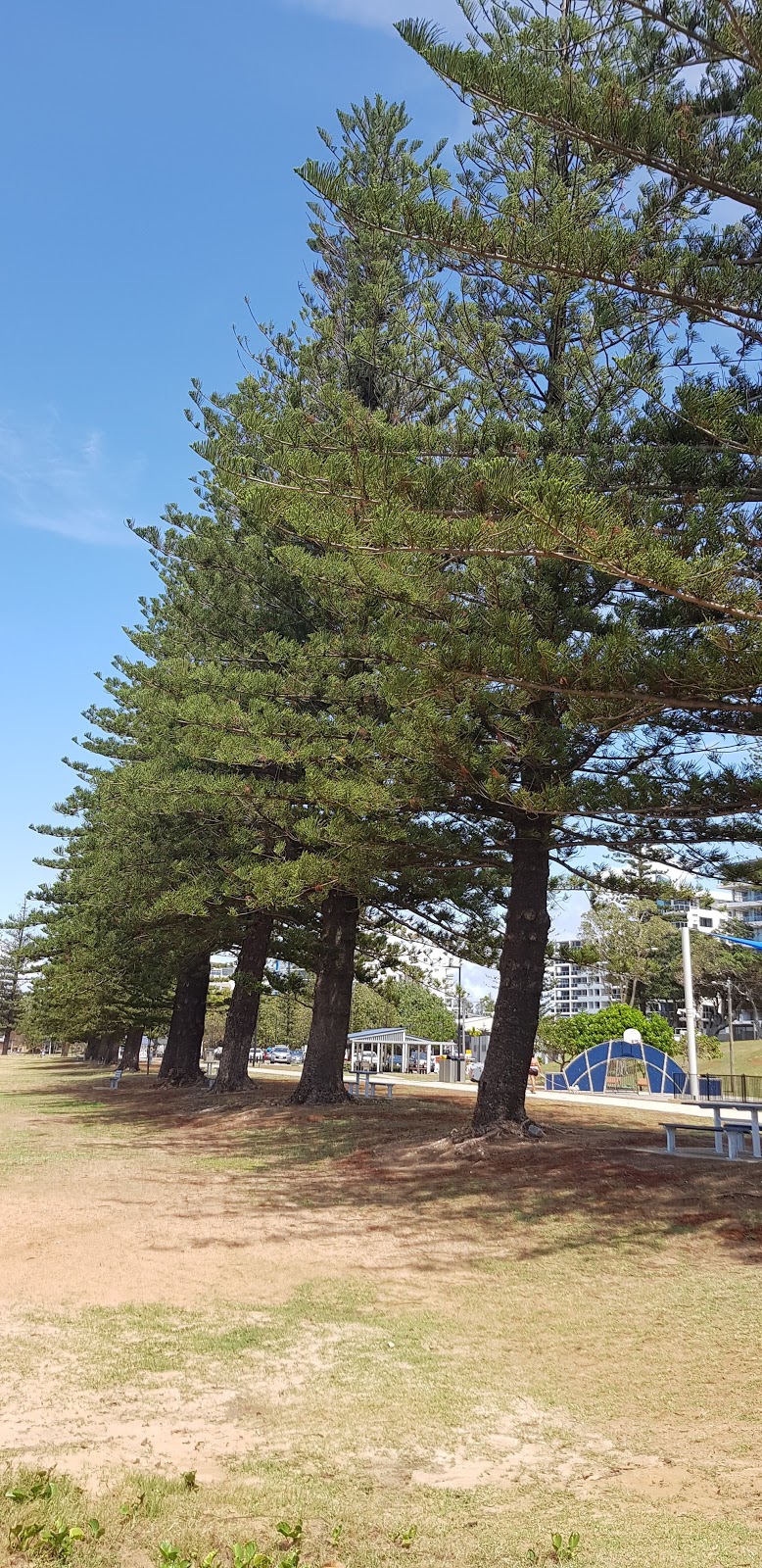 Scarborough Beach | park | Landsborough Ave, Scarborough QLD 4020, Australia | 0738973100 OR +61 7 3897 3100