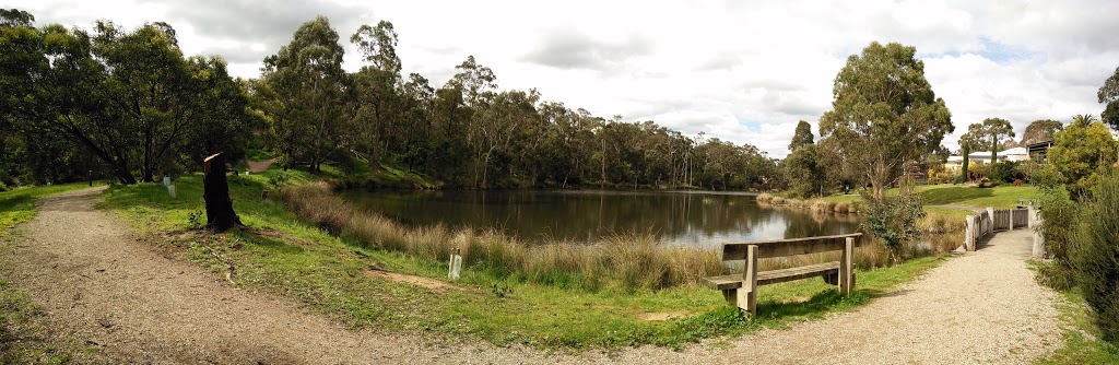 Candlebark Walk Reserve | park | 57 Croydon Hills Dr, Croydon Hills VIC 3136, Australia