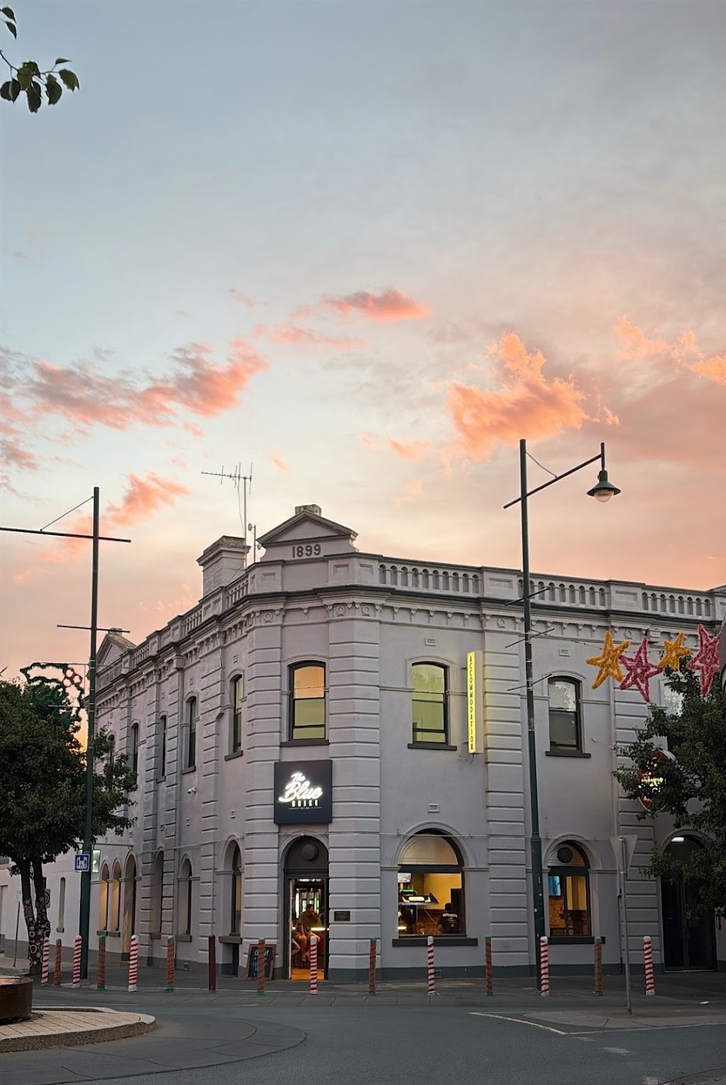 The Blue Brick Hotel | 188-192 Allan St, Kyabram VIC 3620, Australia | Phone: 0407 901 132