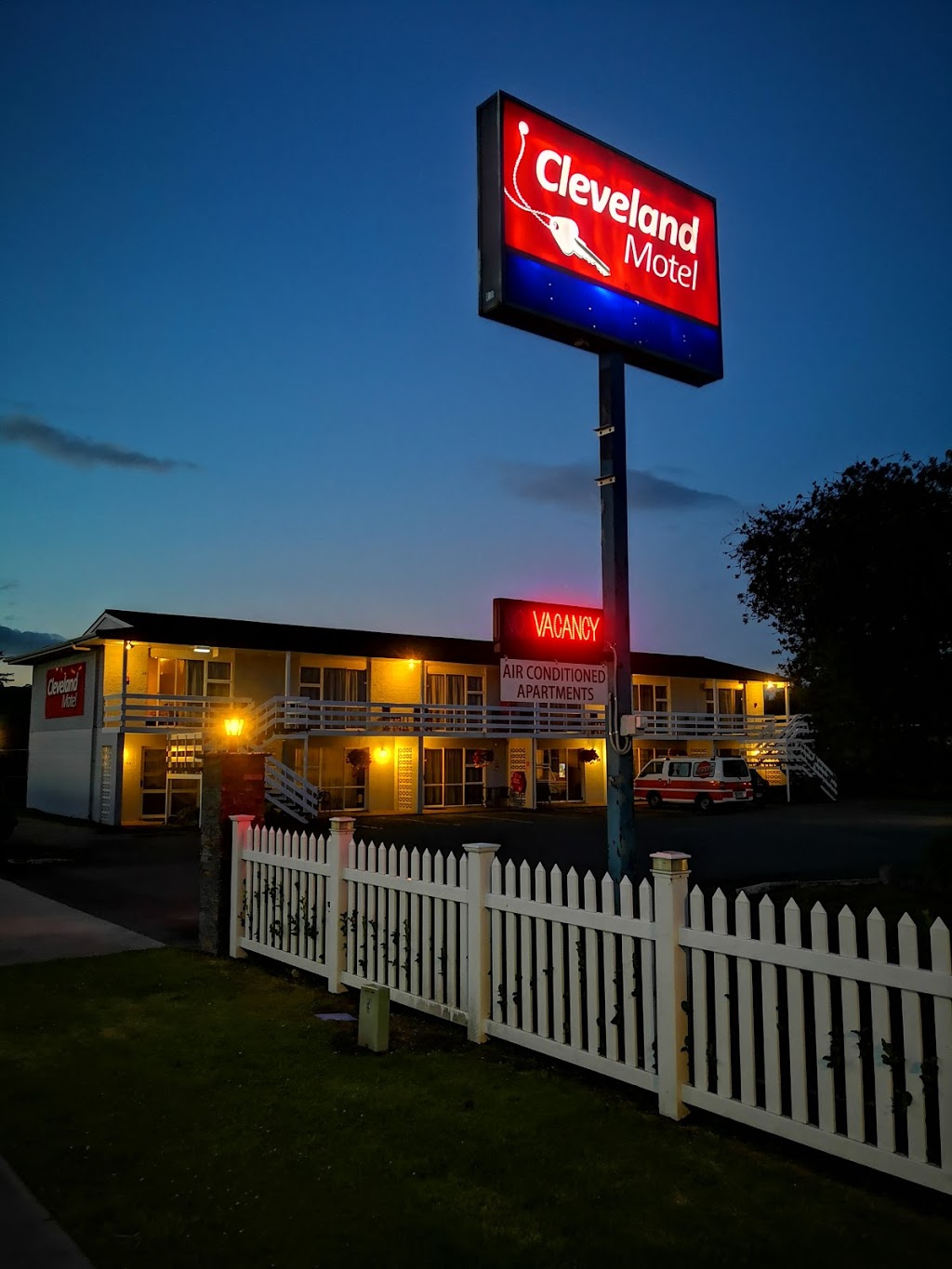 Cleveland Motel | 2 Cleveland St, North Star NSW 2408, Australia | Phone: (07) 4676 3065