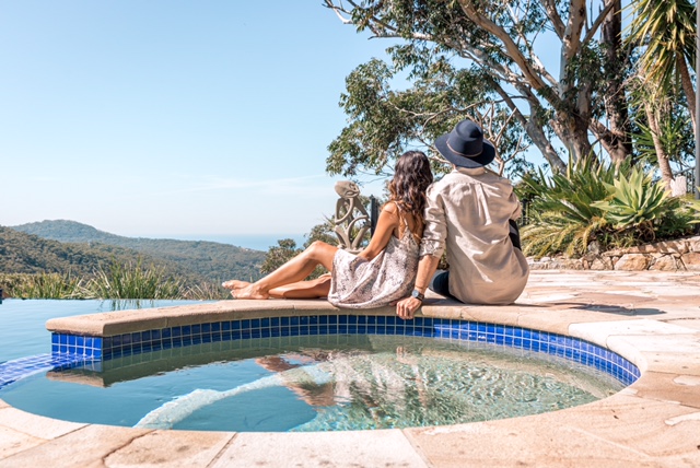 Tumbling Waters - Boutique Accommodation - Weddings - Functions  | spa | 31 Stonehaven Rd, Stanwell Tops NSW 2508, Australia | 0242941888 OR +61 2 4294 1888