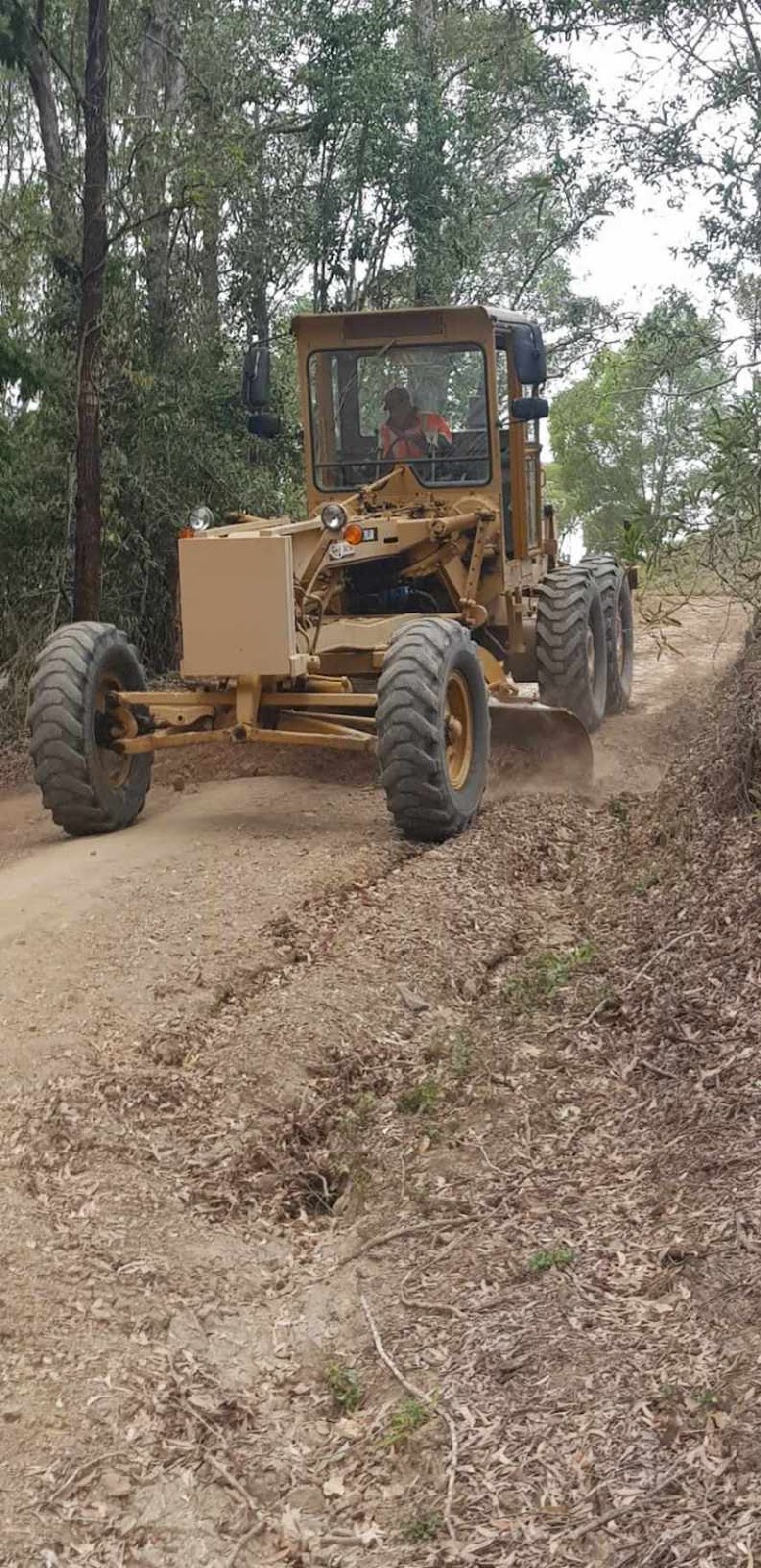 Samford Earthmoving Pty Ltd | general contractor | 2007 Mount Samson Rd, Yugar QLD 4520, Australia | 0423079917 OR +61 423 079 917