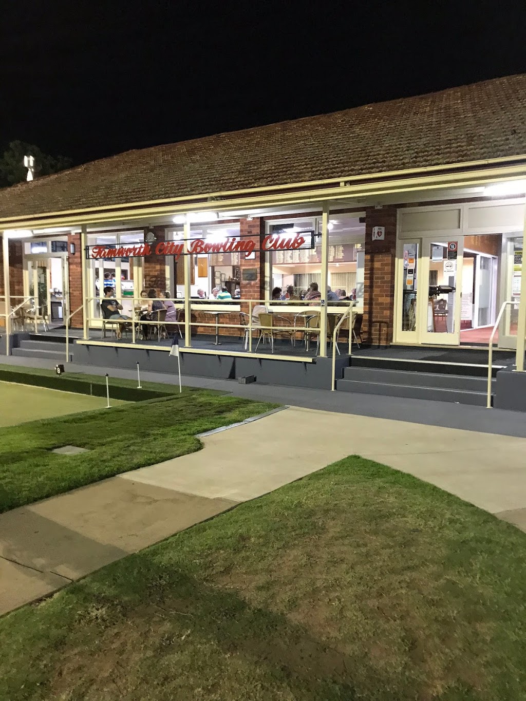 Tamworth City Bowling Club | Corner Napier & Brisbane Streets, Tamworth NSW 2340, Australia | Phone: (02) 6766 2804