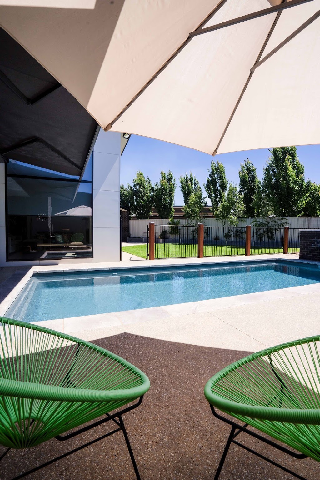 Leisure Pools & Spas Bendigo | general contractor | 1A Adam St, Quarry Hill VIC 3550, Australia | 0354060207 OR +61 3 5406 0207