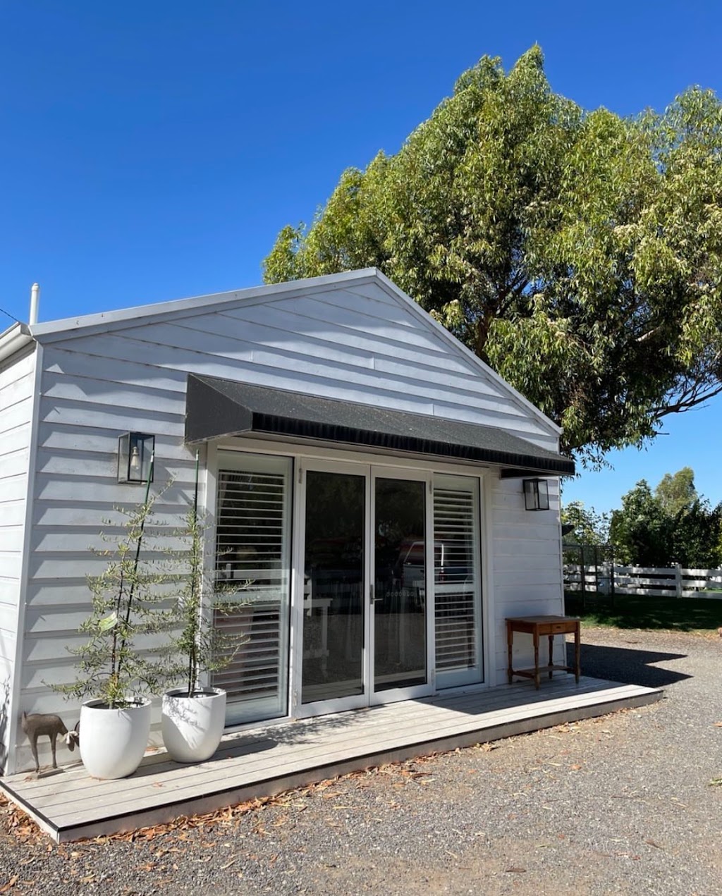 Sunny Loves Linen | 32 Bombardieri Ln, Swan Hill VIC 3585, Australia | Phone: 0484 503 253