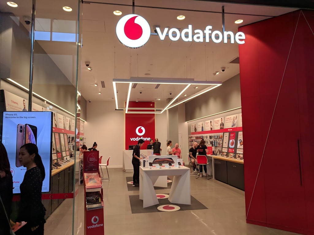 Vodafone Coomera | store | S 1049, Westfield Coomera, Foxwell Rd, Coomera QLD 4209, Australia | 1300650410 OR +61 1300 650 410