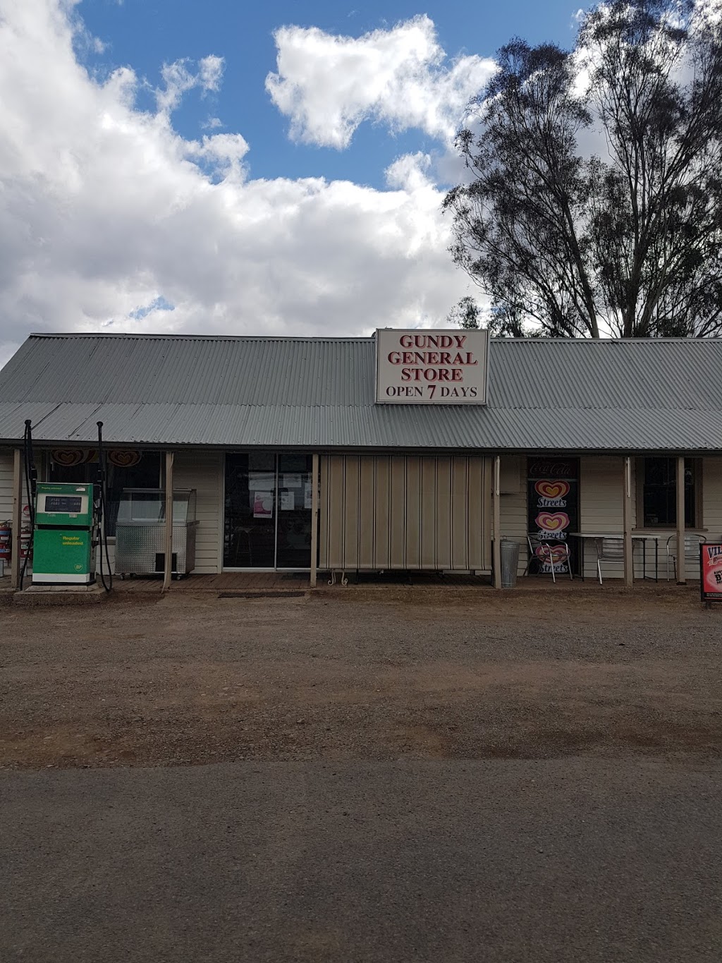 Gundy General Store | store | 4 Riley St, Gundy NSW 2337, Australia | 0265458045 OR +61 2 6545 8045