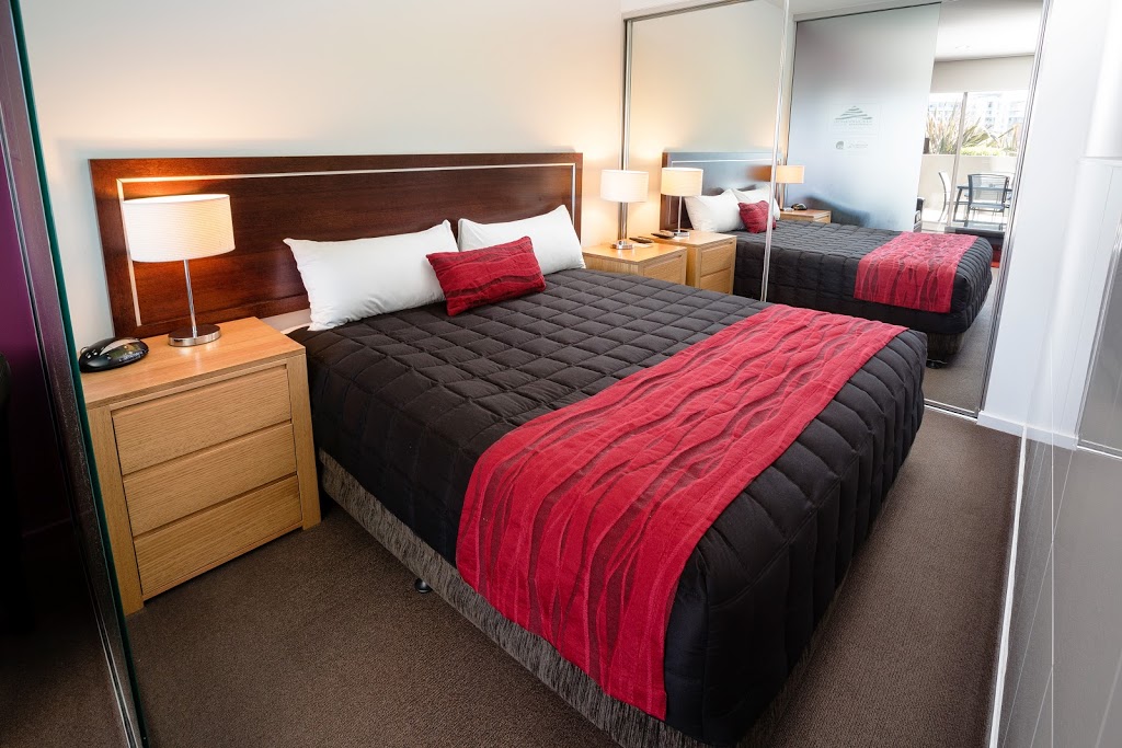 Honeysuckle Executive Suites | lodging | 4 East, Lee Wharf, Honeysuckle Dr, Newcastle NSW 2300, Australia | 0249555888 OR +61 2 4955 5888