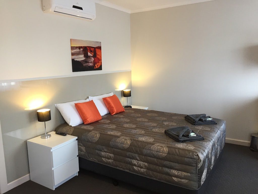 Blue Lake Motel | 1 Kennedy Ave, Mount Gambier SA 5290, Australia | Phone: (08) 8725 5211