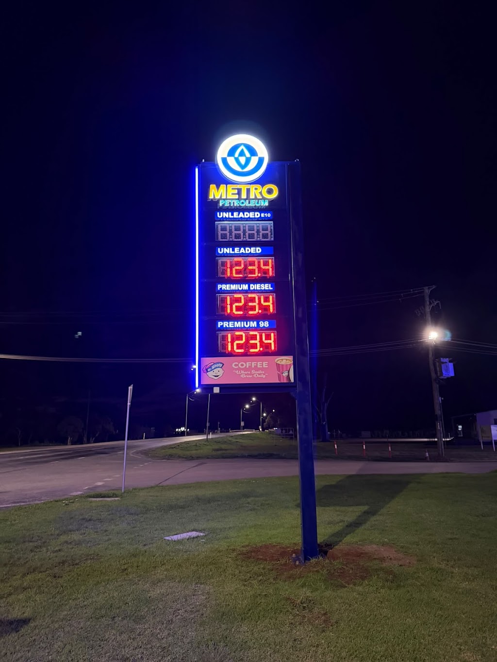 Metro petroleum finley | 16/20 Murray St, Finley NSW 2713, Australia | Phone: (03) 5883 1782