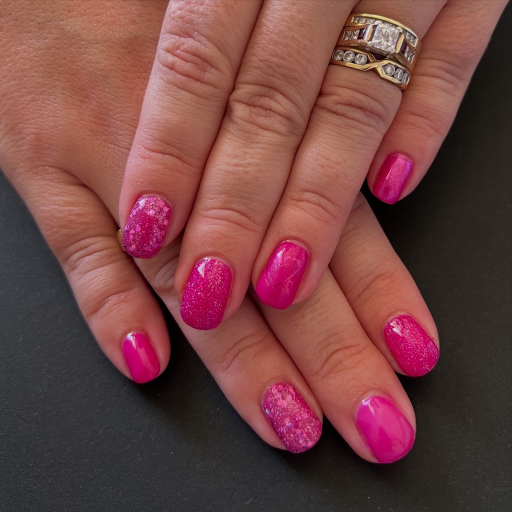 Tips and Toes | 5 West St, Sarina QLD 4737, Australia | Phone: 0415 413 515