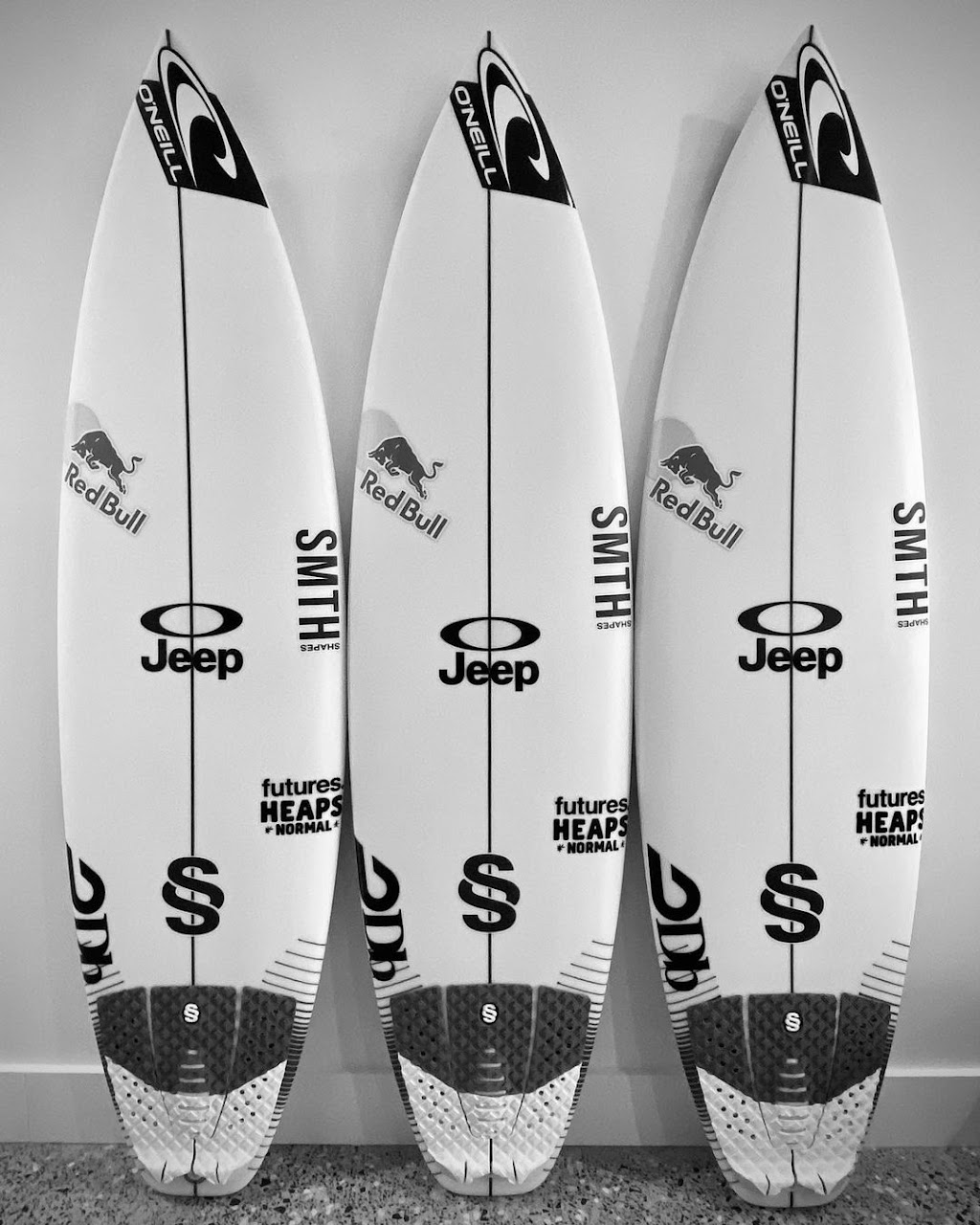 SMTH SHAPES | 2/25 Lemana Ln, Burleigh Heads QLD 4220, Australia | Phone: (07) 5551 4195