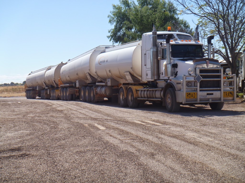 Carpentaria Freight |  | 1 Marsh St, Woree QLD 4868, Australia | 0437332008 OR +61 437 332 008