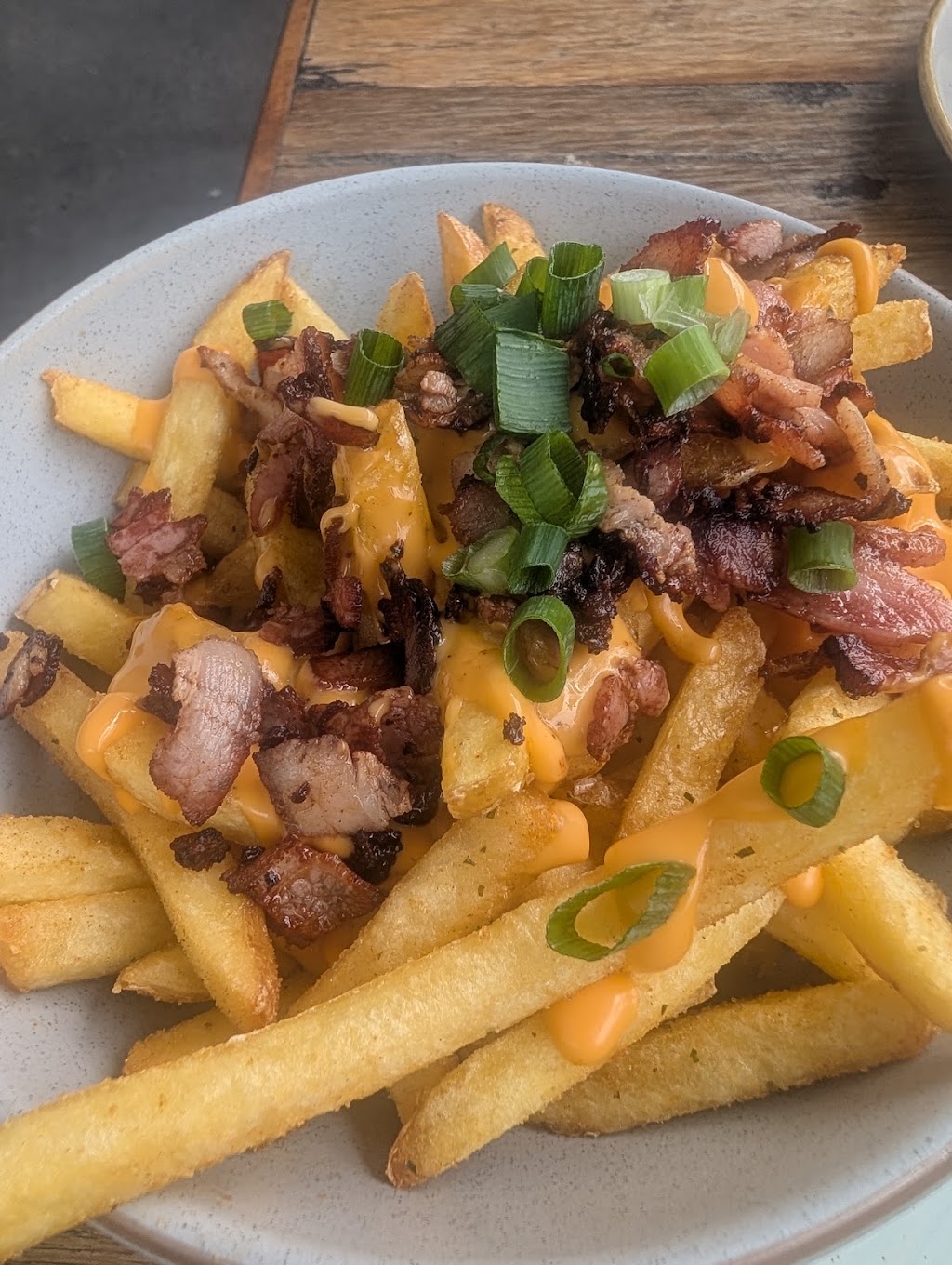 Burger Urge (Andergrove) | Village Shopping Centre, 1/23 Oak St, Andergrove QLD 4740, Australia | Phone: (07) 4962 3002