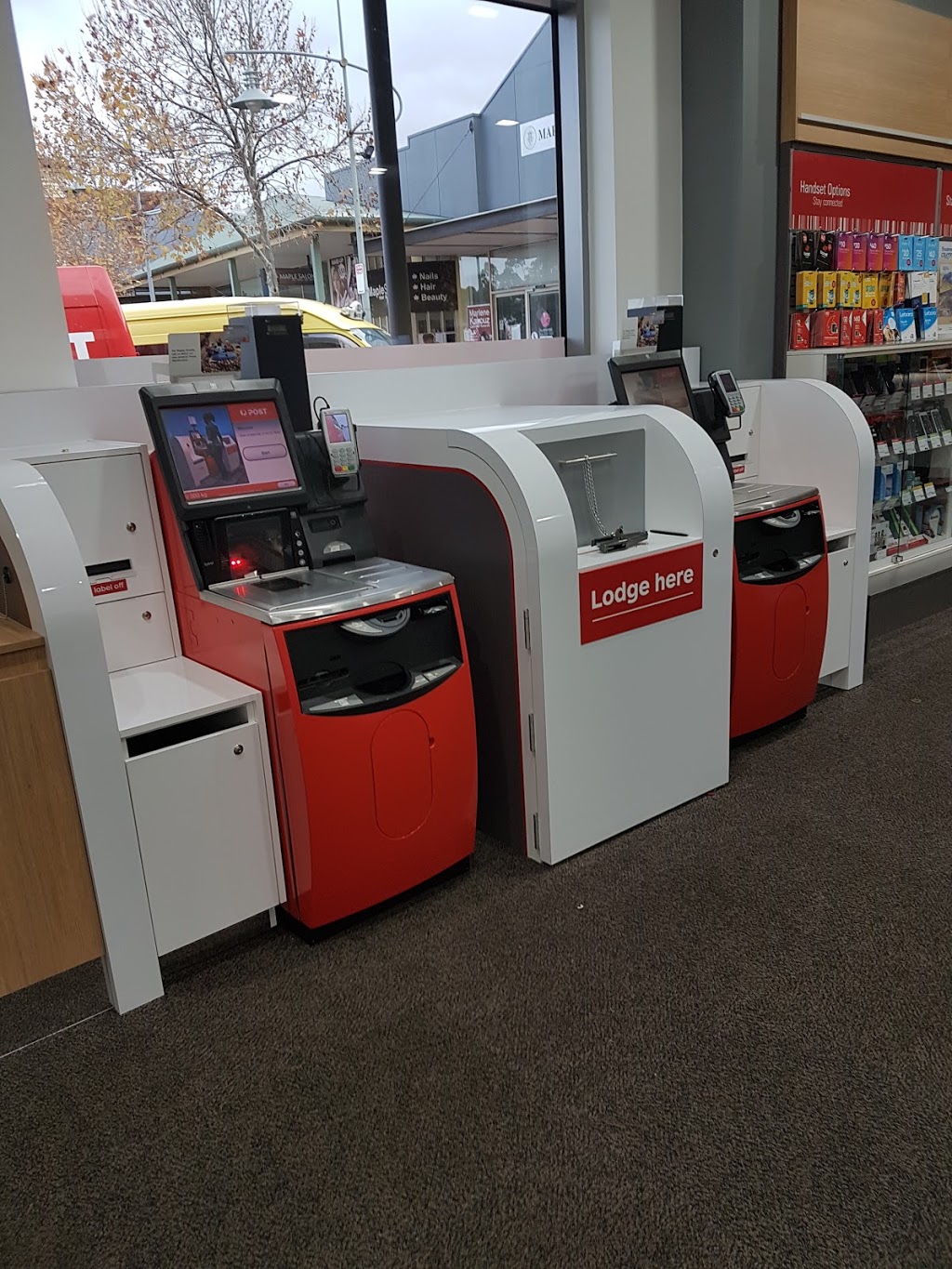 Australia Post - Brimbank Central LPO | post office | Brimbank Central Shopping Centre shop 81t, 28-72 Neale Rd, Deer Park VIC 3023, Australia | 131318 OR +61 131318