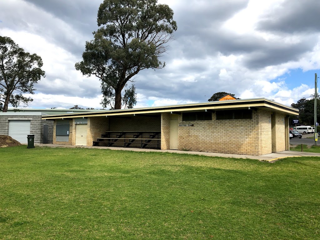 Bomaderry Oval | park | Bomaderry NSW 2541, Australia