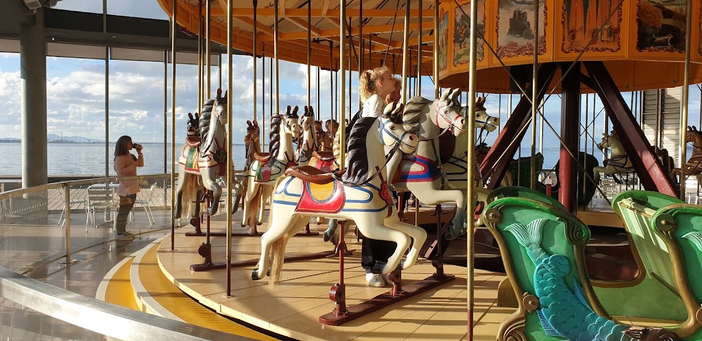 The Carousel |  | 1 Eastern Beach Rd, Geelong VIC 3220, Australia | 0352241547 OR +61 3 5224 1547