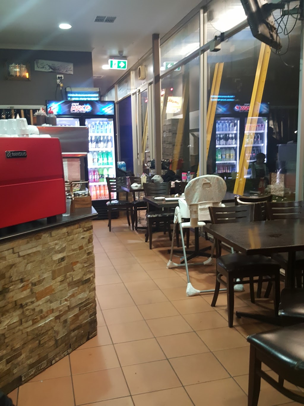 Hoppers Cafe Pizza and Pasta | Alexandra Square, 4/1-3 Alexandra Dr, Hoppers Crossing VIC 3029, Australia | Phone: (03) 9748 9229