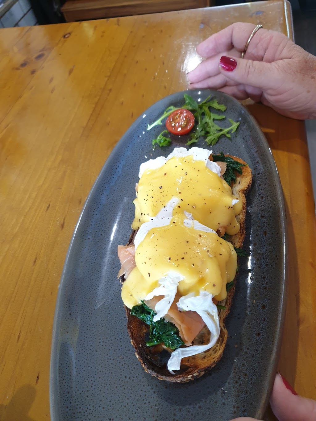 The Health Spot Cafe | cafe | shop 1/54 Tenth Ave, Budgewoi NSW 2262, Australia | 0243037518 OR +61 2 4303 7518