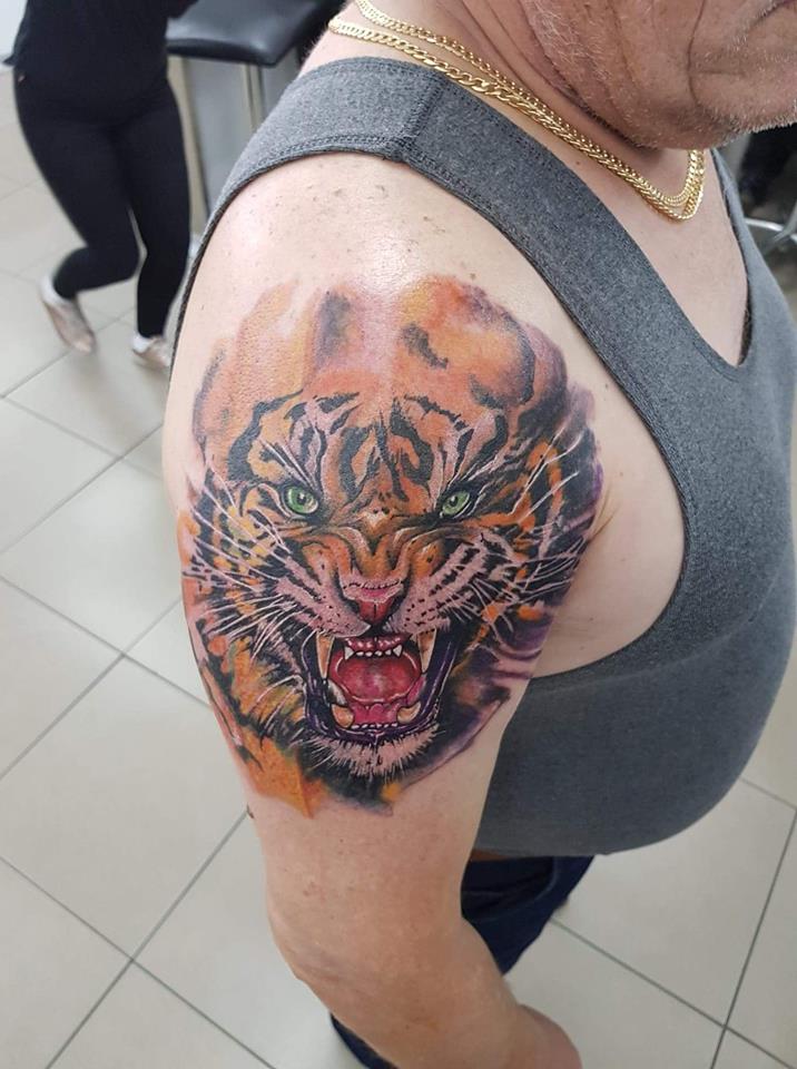 Raw Ink Tattoos | store | 96-98 High St, Kangaroo Flat VIC 3555, Australia | 0344331608 OR +61 3 4433 1608