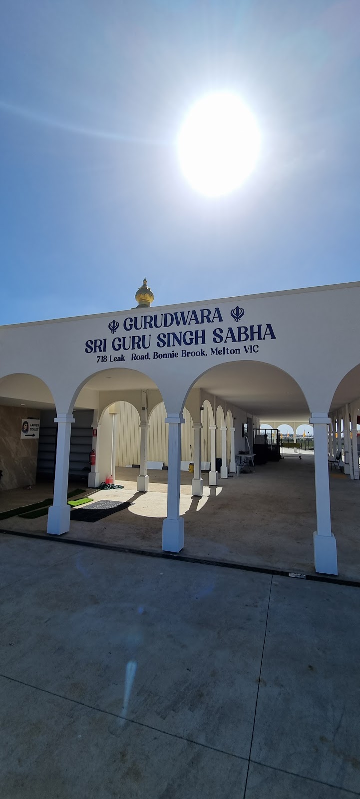 Sri Guru Singh Sabha Bonnie Brook | 718 Leakes Rd, Bonnie Brook VIC 3335, Australia | Phone: 0422 900 741