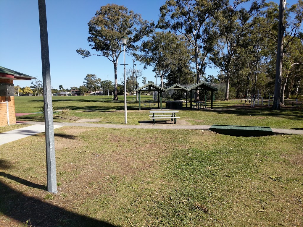 William Taylor Memorial Sportsground | park | Thorneside QLD 4158, Australia