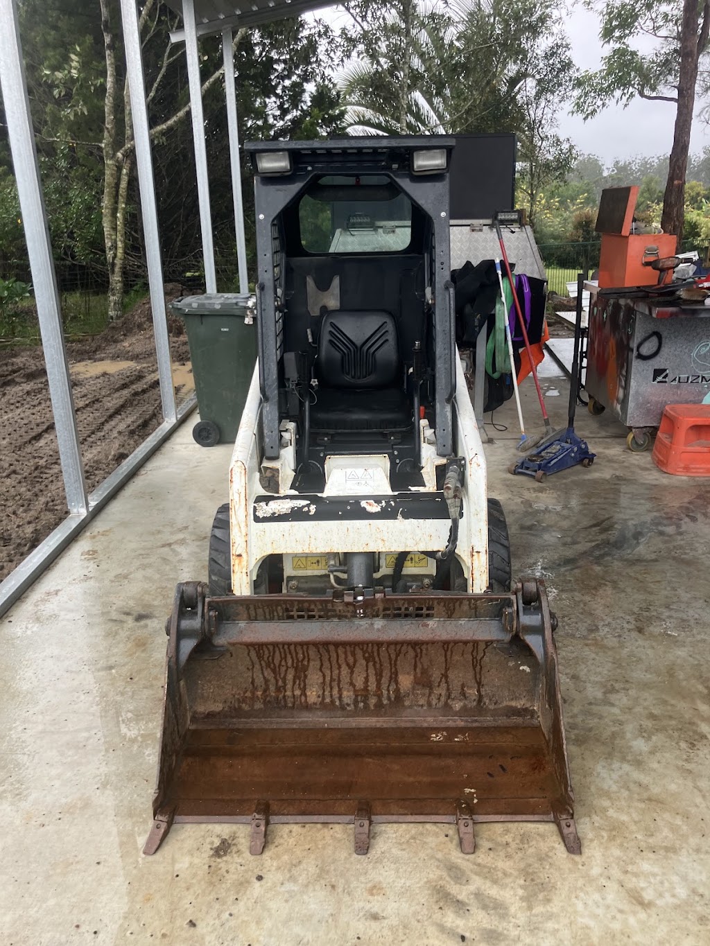 Digger Bro | Elwood Rise Vista, DAguilar QLD 4514, Australia | Phone: 0404 426 049