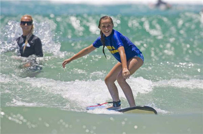 Caloundra Surf School | 1 Robe St, Currimundi QLD 4551, Australia | Phone: 0413 381 010