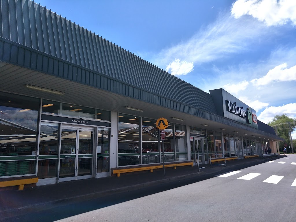 Woolworths Cootamundra | supermarket | 26 Bourke St, Cootamundra NSW 2590, Australia | 0269425000 OR +61 2 6942 5000