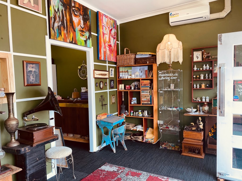 Tattoo Curiosities | 232 Watkins Rd, Wangi Wangi NSW 2267, Australia | Phone: 0435 776 001