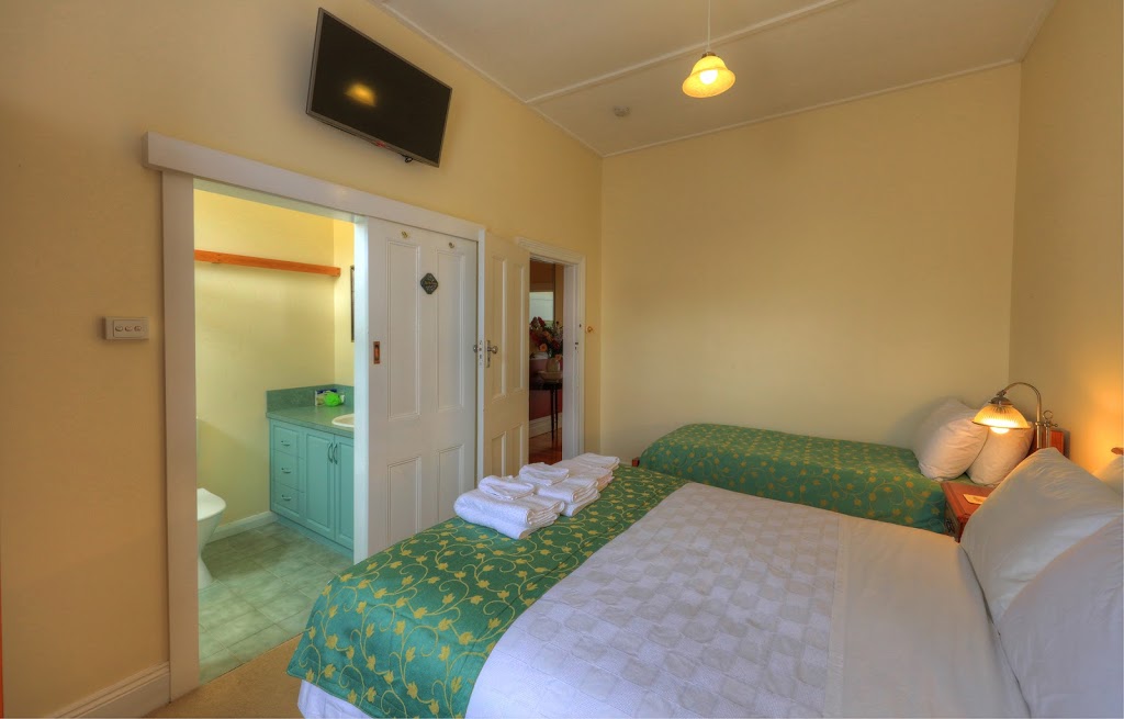 Acacia Bed & Breakfast | lodging | 113 High St, Sheffield TAS 7306, Australia | 0437911502 OR +61 437 911 502