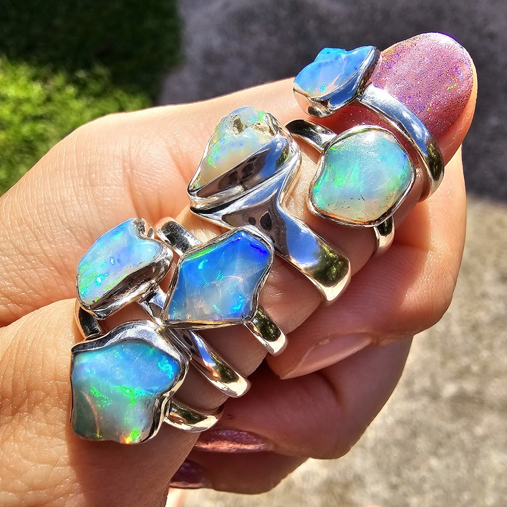 Korsephone Adornments | Harbouside Market, Jordan Esplanade, Coffs Harbour NSW 2450, Australia | Phone: 0424 844 679