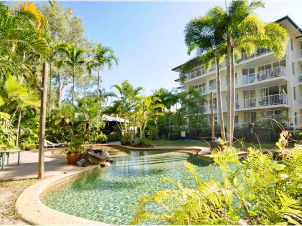 Golden Sands Beachfront Resort | lodging | 12/14 Deauville Cl, Yorkeys Knob QLD 4878, Australia | 0740558033 OR +61 7 4055 8033