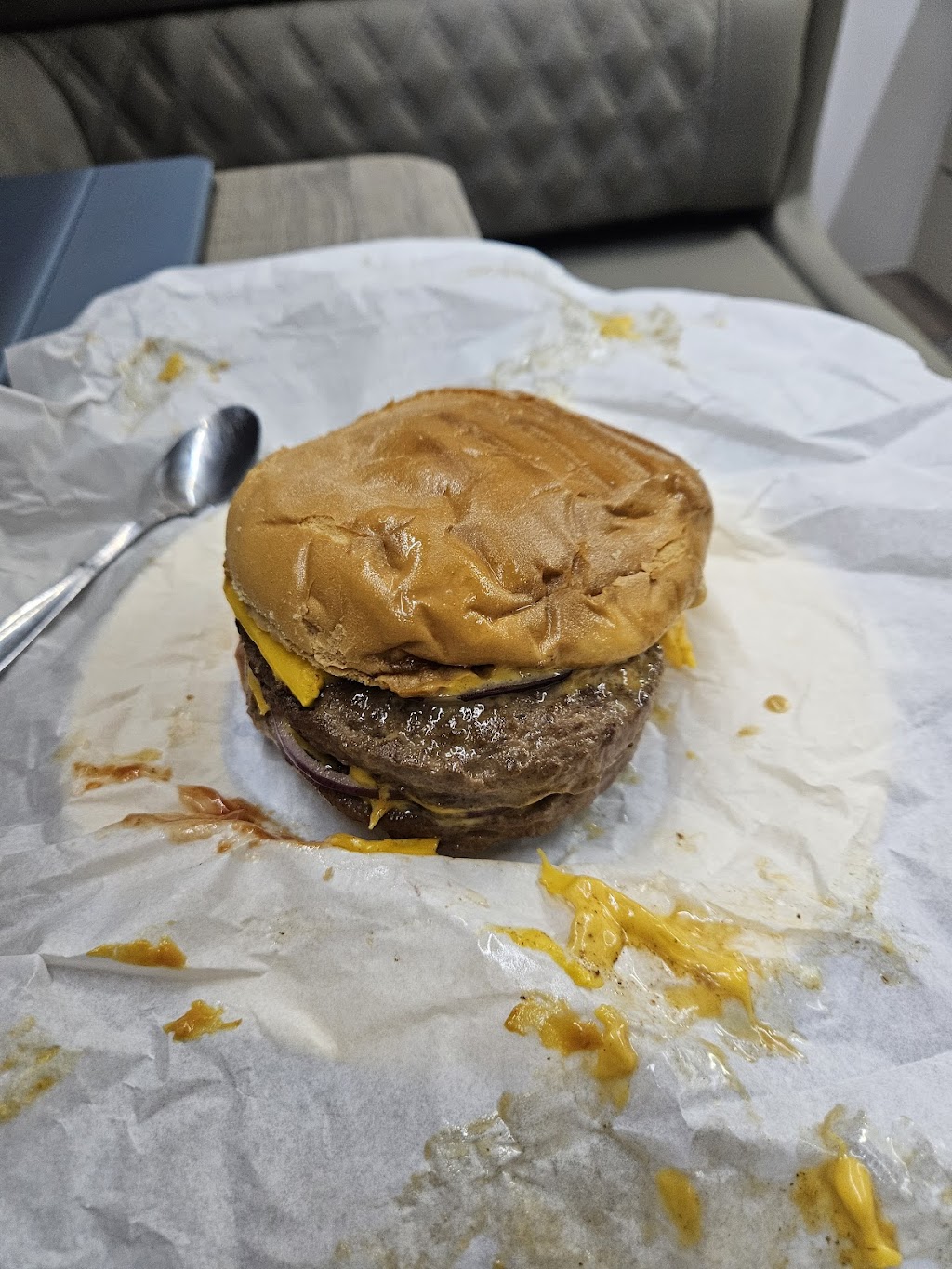 Rivoli Bay Burgers | Somerville St, Beachport SA 5280, Australia | Phone: 0477 411 559
